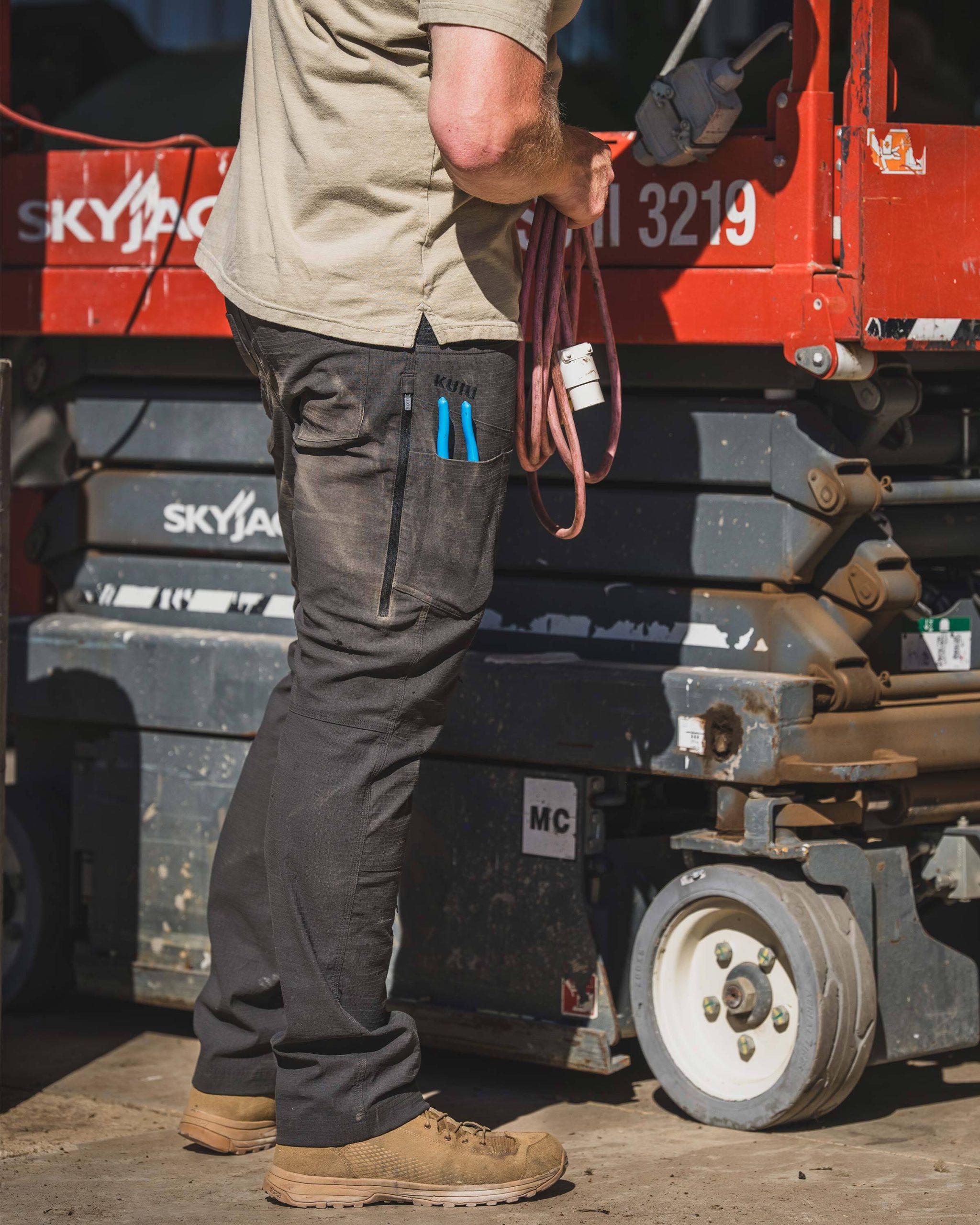 Motive Workgrade Pant | Asphalt - Image 7