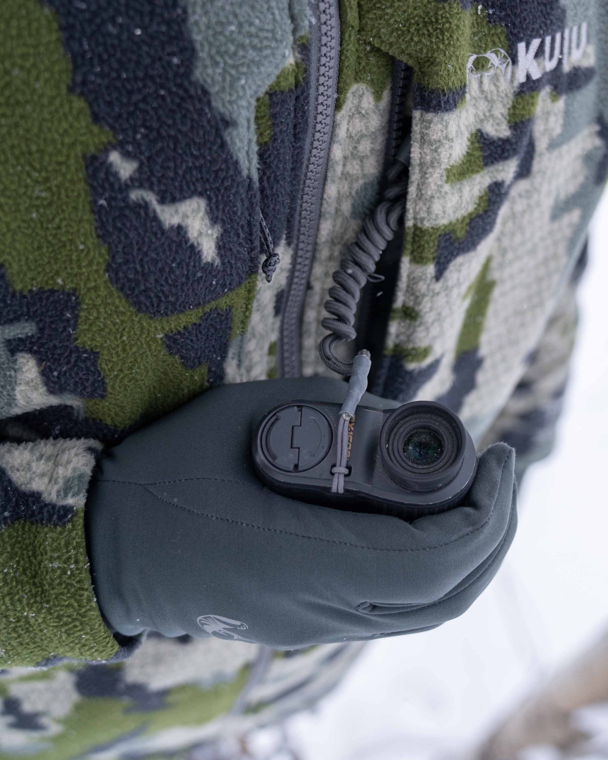 KUIU Proximity Hooded Insulated Jacket | Verde - Image 15
