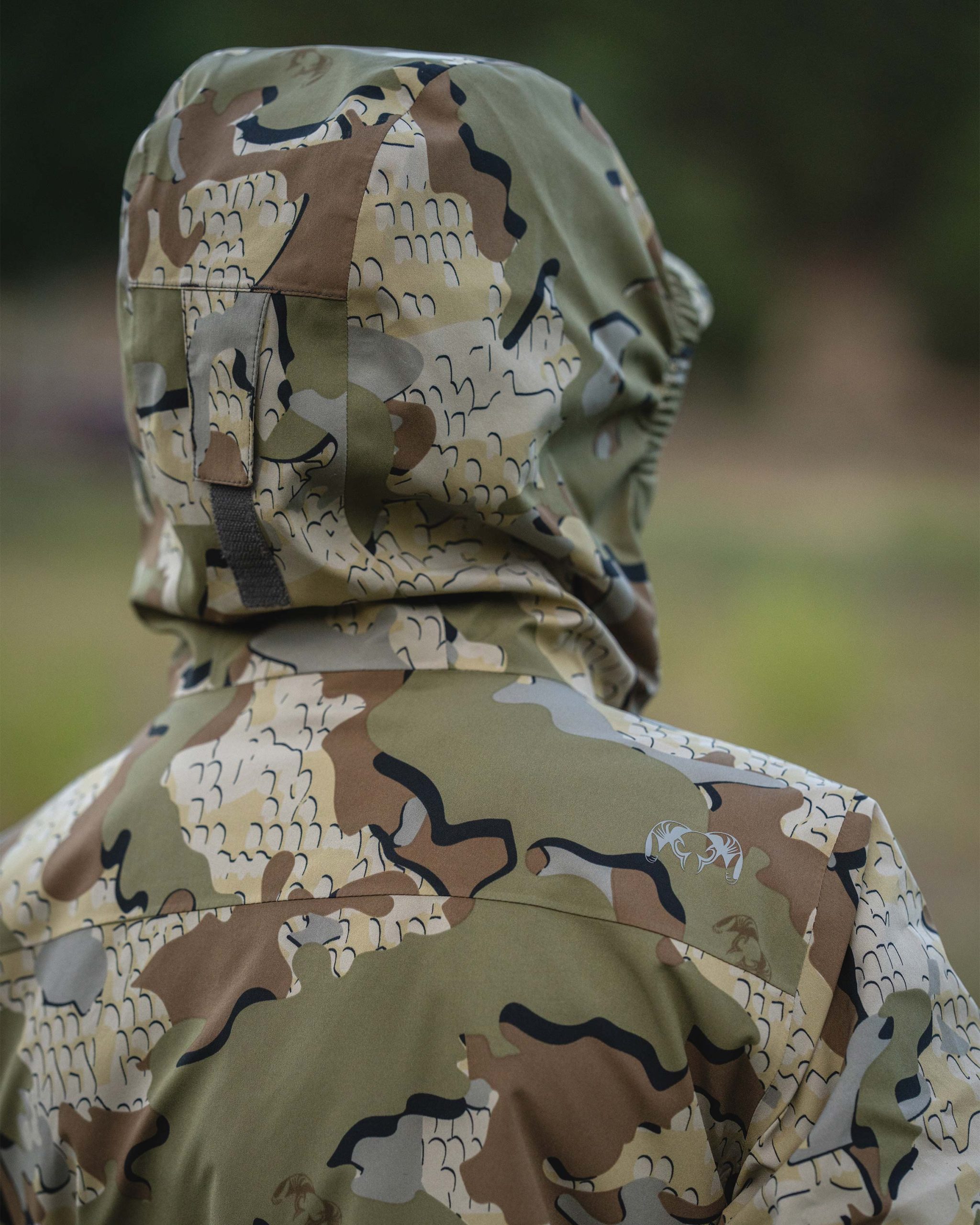 Youth Versa Rain Jacket | Verde - Image 8