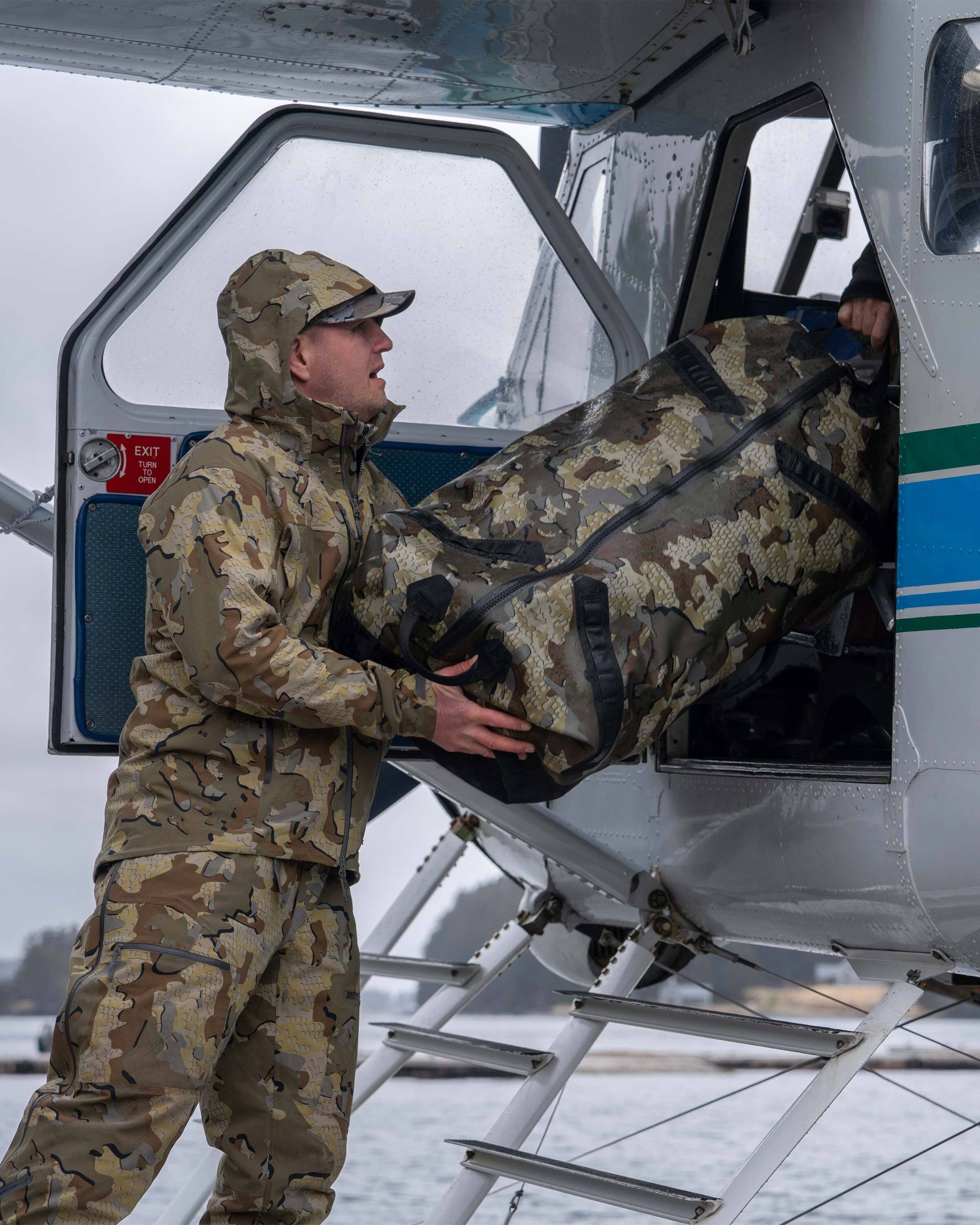 Kodiak 6600 Submersible Duffel | Valo - Image 13