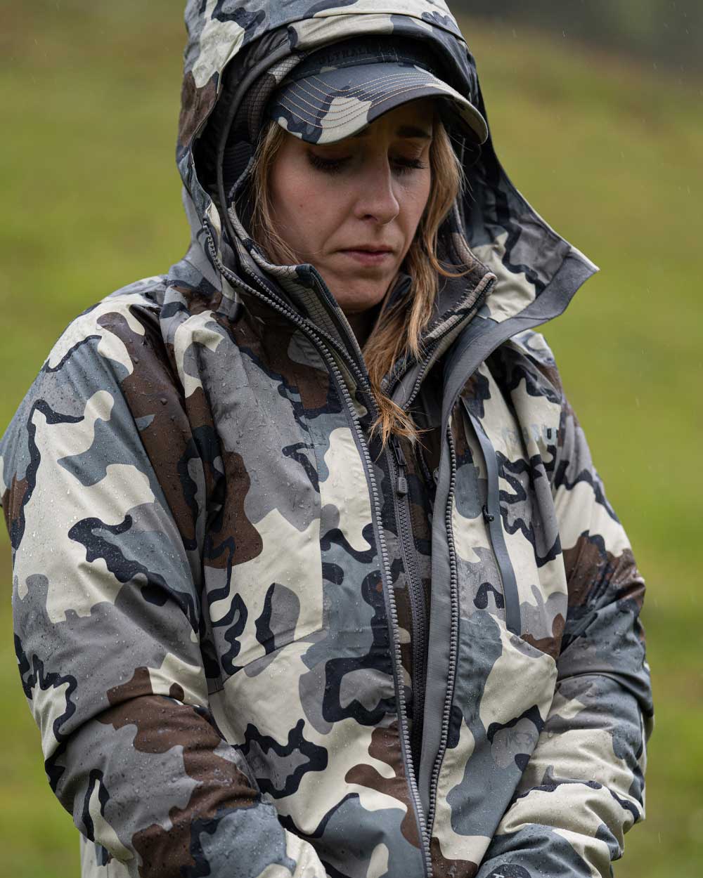 Women's Chugach TR Rain Jacket | Verde - Image 7